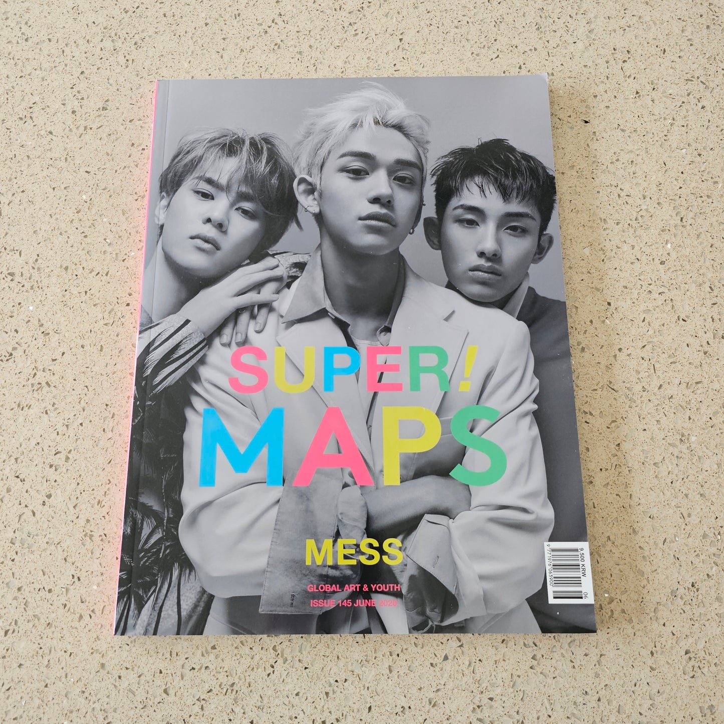 WAYV - SUPER MAPS MAGAZINE