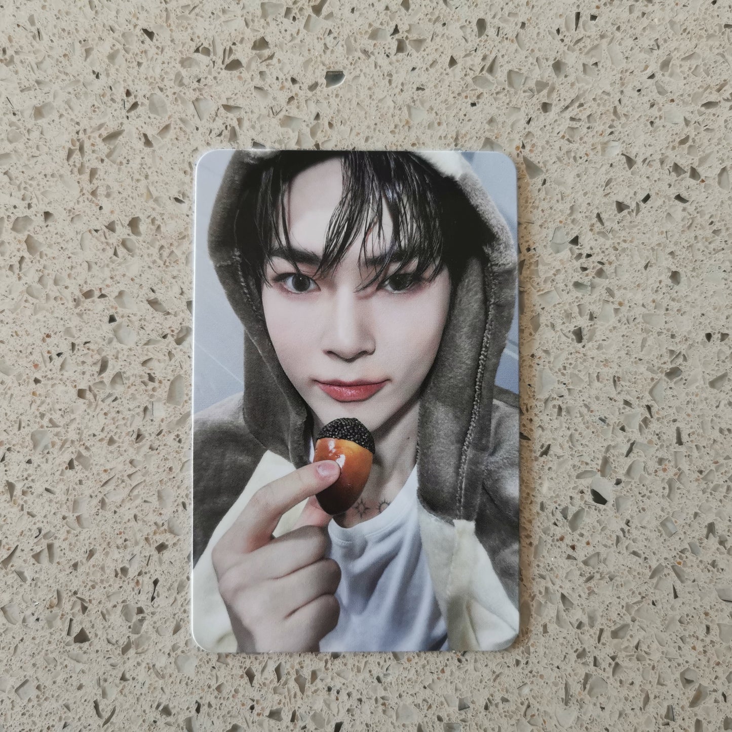 ZEROBASEONE - MELTING POINT MAKESTAR LUCKY DRAW PHOTOCARD (SQUIRREL VER.)
