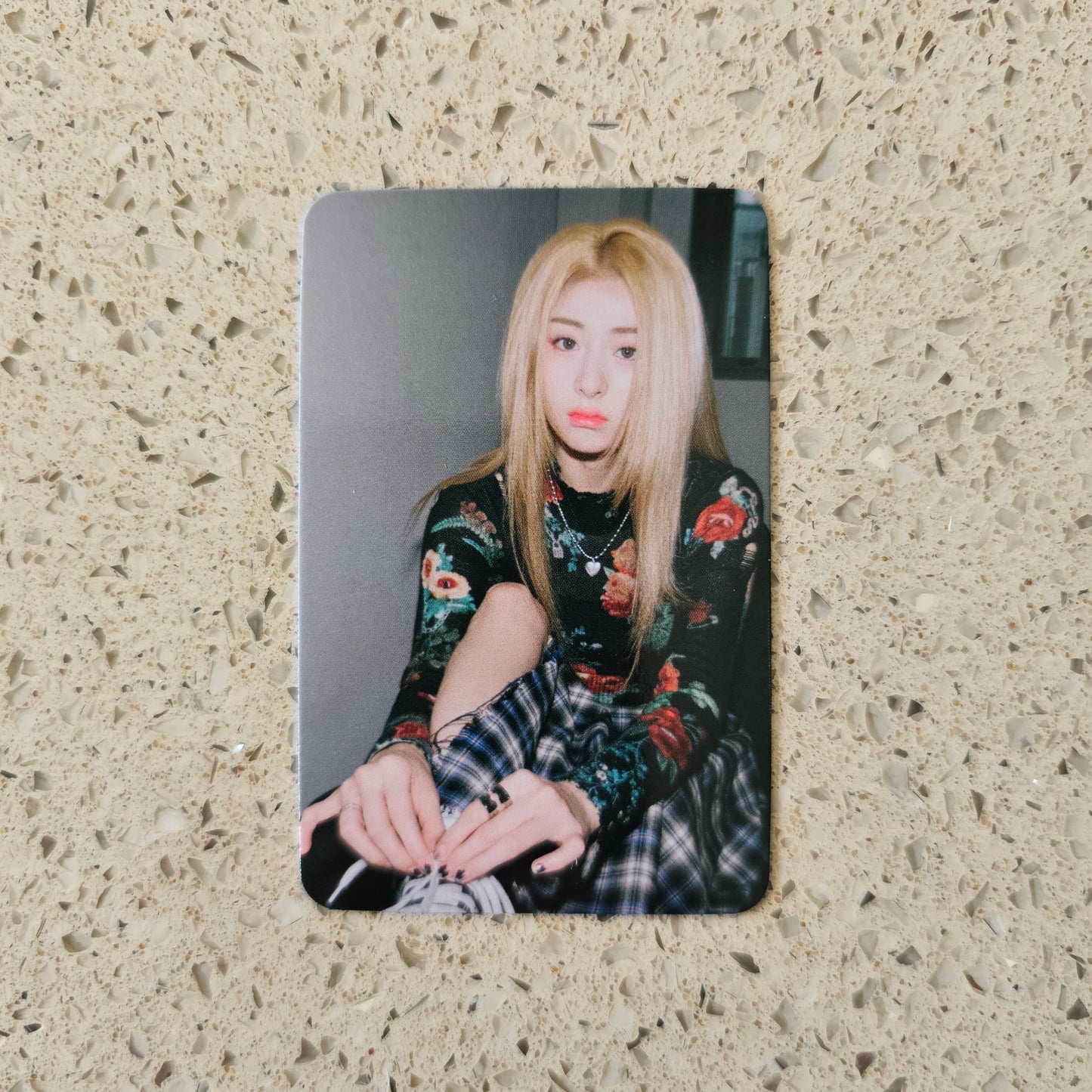 LE SSERAFIM - ANTIFRAGILE MUSIC KOREA POB PHOTOCARDS