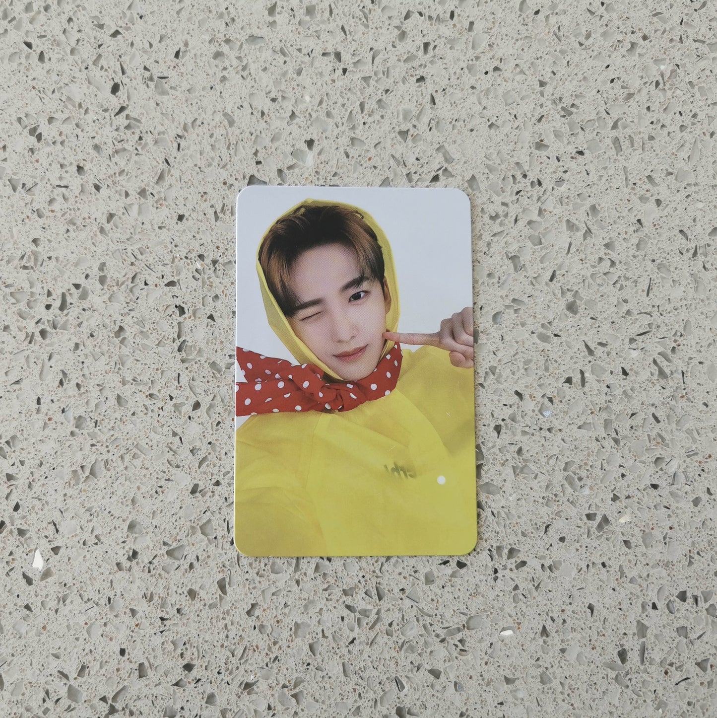 XIKERS - HOUSE OF TRICKY: HOW TO PLAY MAKESTAR VIDEO CALL PHOTOCARDS (RAINCOAT VER.)