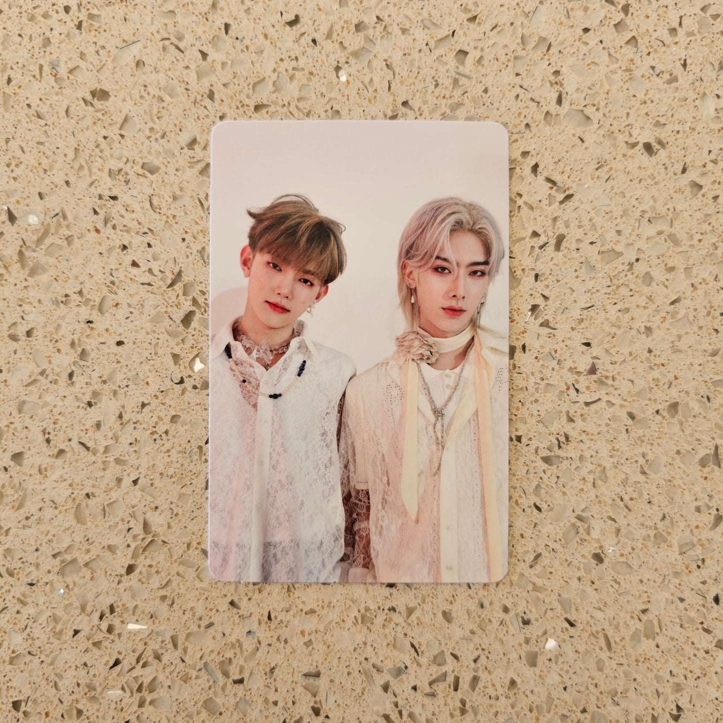 ZEROBASEONE - YURAYURA UNIT PHOTOCARD (HAO & RICKY VER.)
