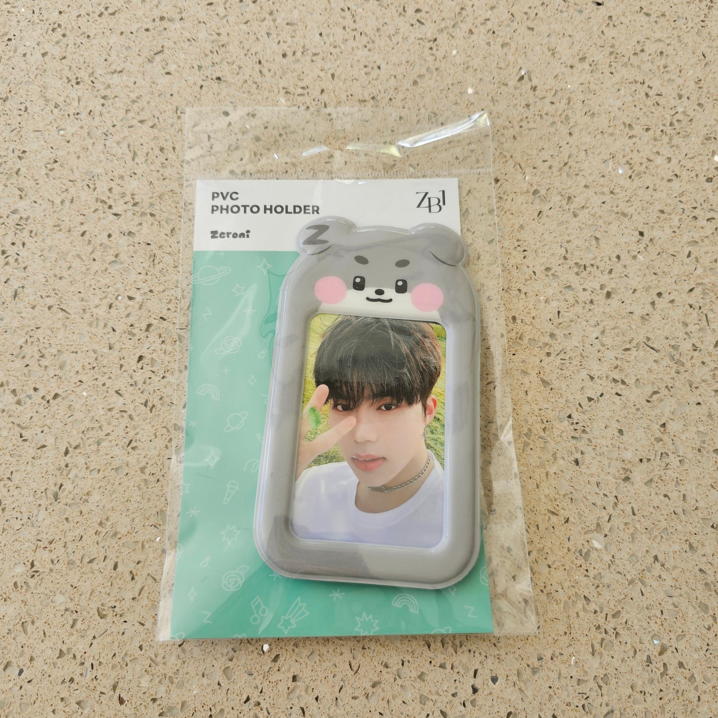 ZEROBASEONE OFFLINE POP-UP STORE MERCH - PVC PHOTO HOLDER