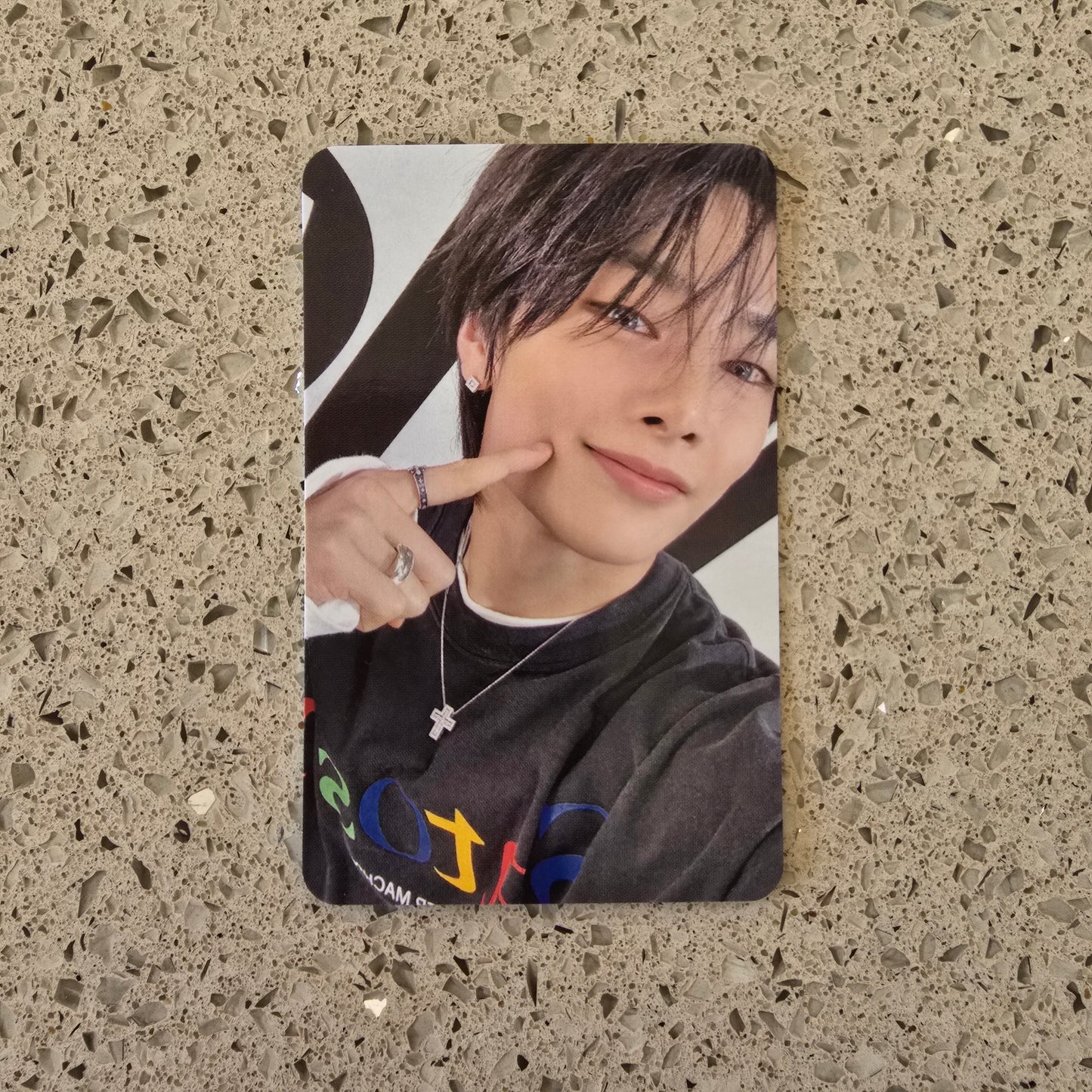 STRAY KIDS - DOMINATE : CELEBRATE WORLD TOUR REAL TOUCH QR PHOTOCARDS