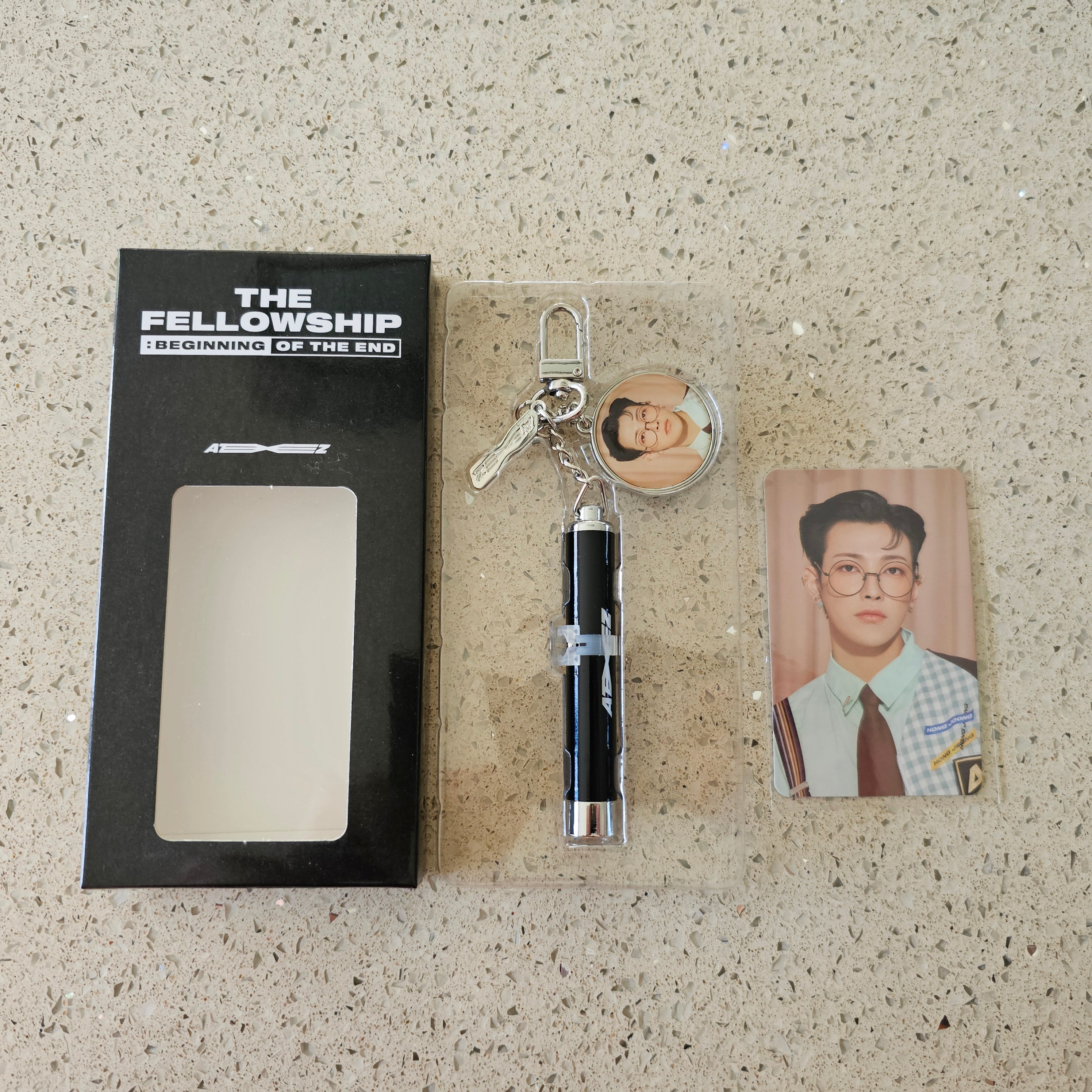 ATEEZ PROJECTION KEYRING PHOTOCARD (HONGJOONG