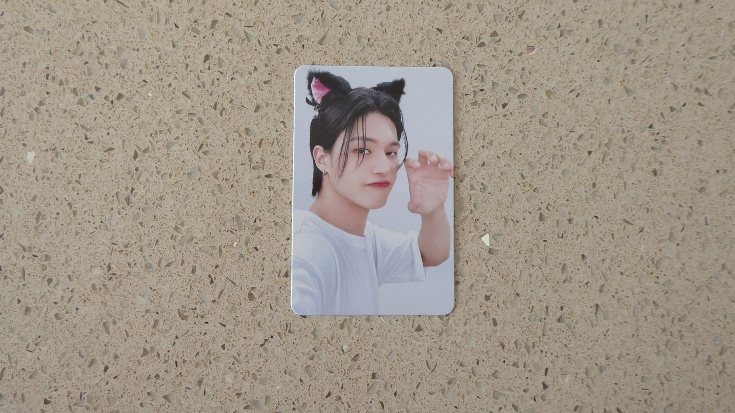 ATEEZ - THE WORLD EP:2 OUTLAW MAKESTAR PHOTOCARDS (CAT EAR VER.)