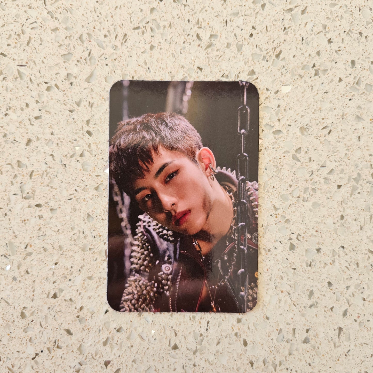 [DAMAGED] WAYV - KICK BACK OWHAT LUCKY DRAW PHOTOCARD (WINWIN VER.)