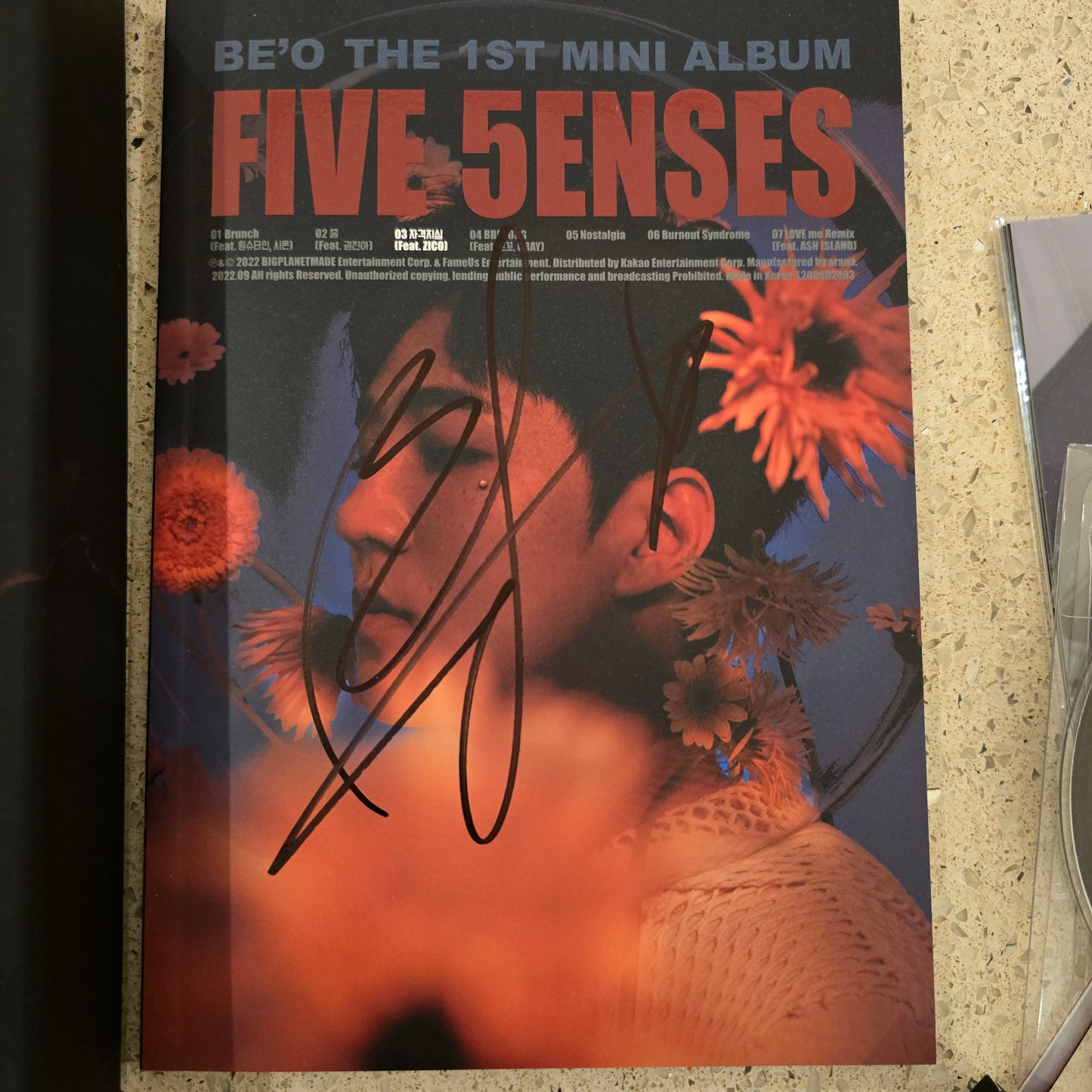 [SIGNED] BE'O - FIVE SENSE