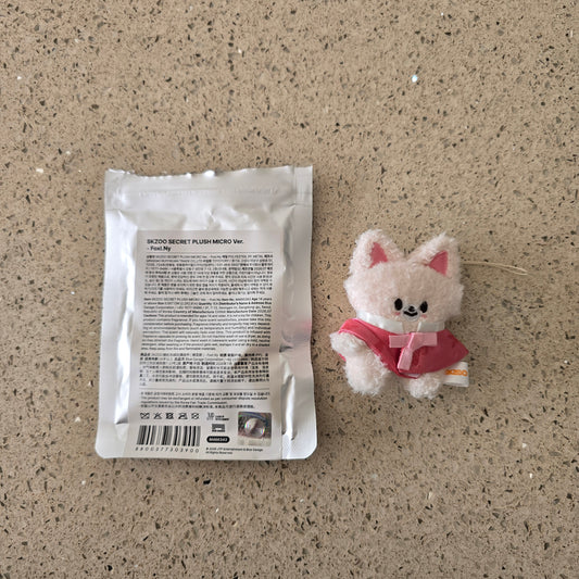 STRAY KIDS - RUN IT MD - SKZOO SECRET PLUSH MICRO (FOXI.NY STANDARD VER.)