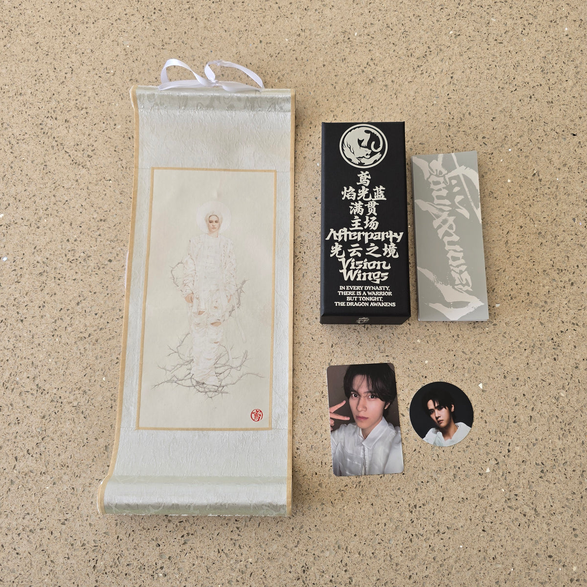 [OPENED] WAYV - VISION WINGS (SCROLL VER.)