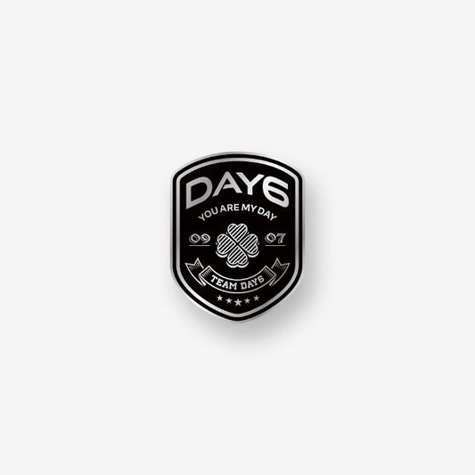 PRE-ORDER - DAY6 X DENIMALZ POP-UP STORE MISSION NO.9 MD - BADGE