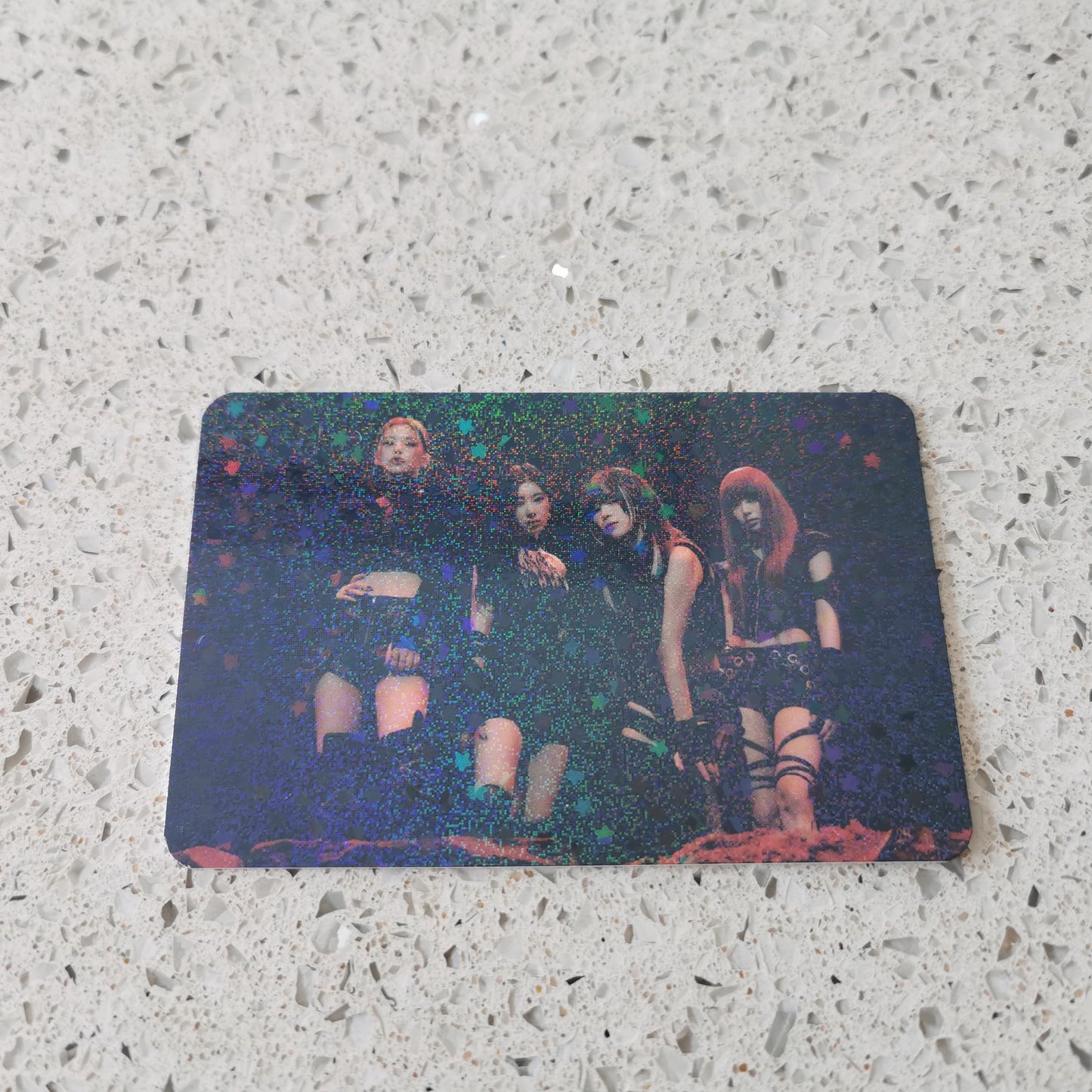 ITZY - BORN TO BE MUSIC KOREA HOLOGRAPHIC PHOTOCARDS