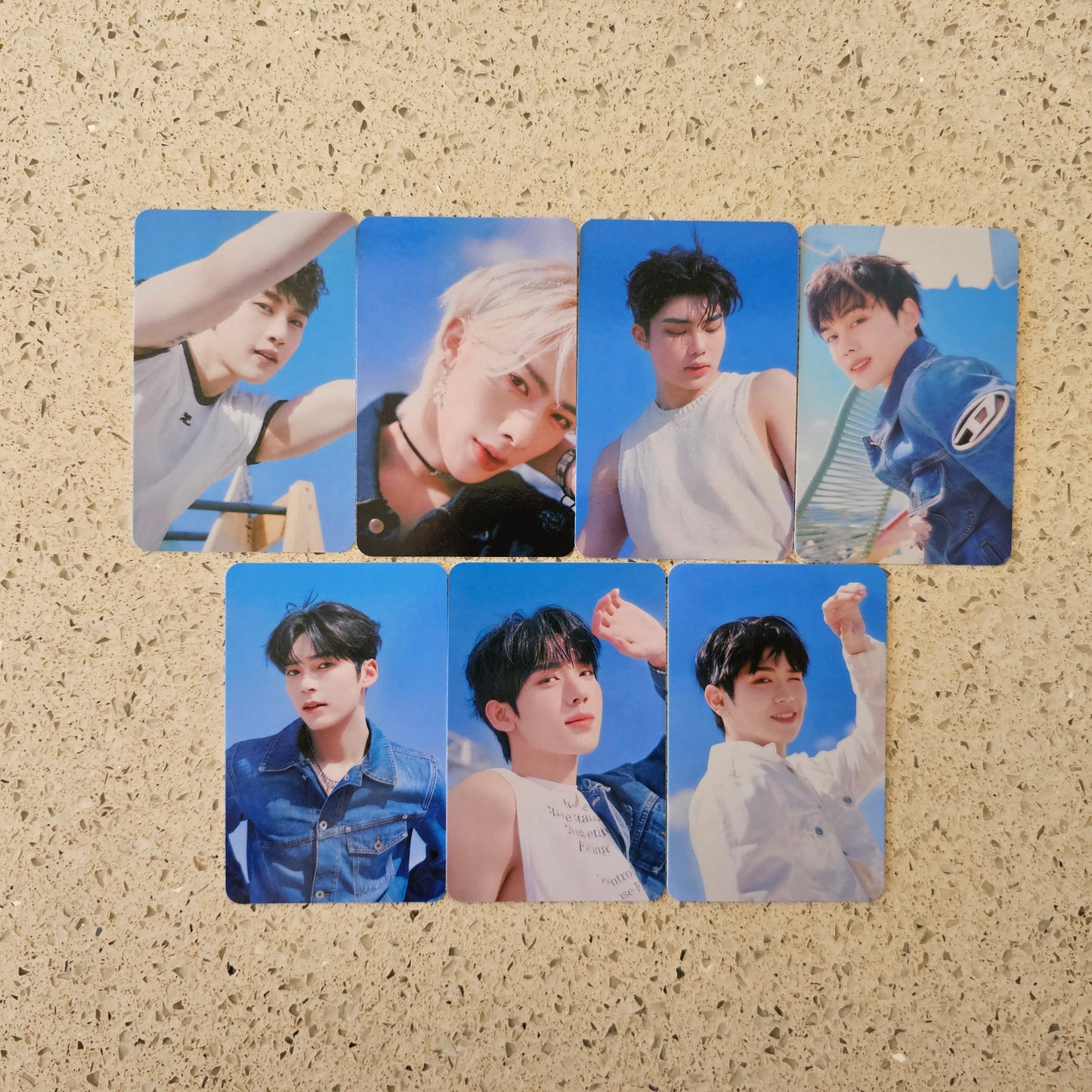 ZEROBASEONE X LINE FRIENDS ZERONI REWARD PHOTOCARDS