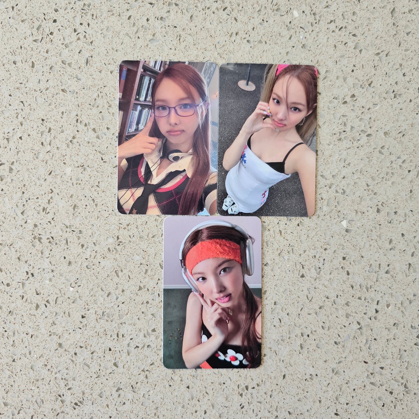 NAYEON - NA MUSIC KOREA POB PHOTOCARDS