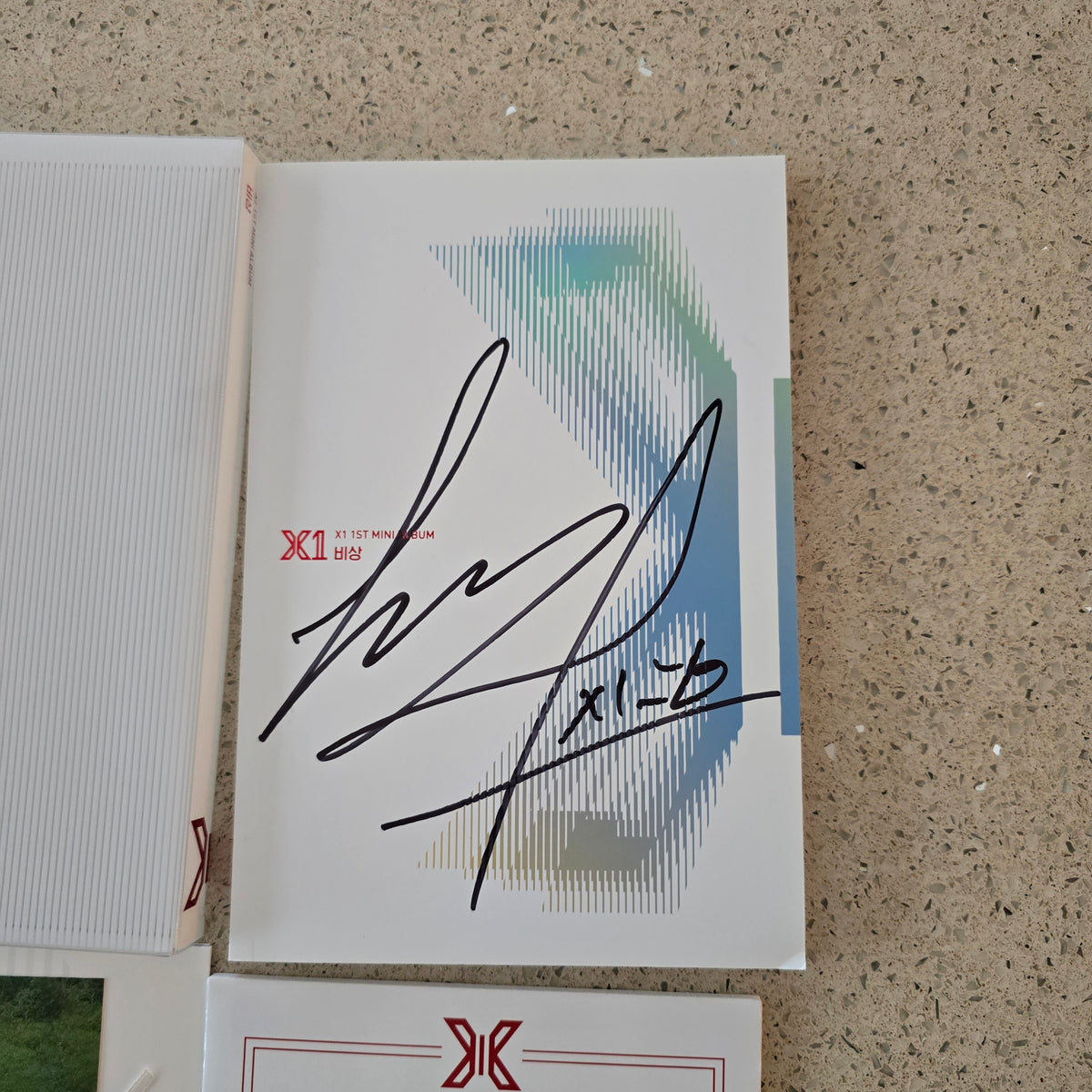 [SIGNED & OPENED] X1 - THE FIRST ALBUM (YOHAN SIGNED)