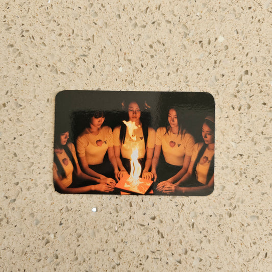 LE SSERAFIM - UNFORGIVEN MUSIC KOREA GROUP PHOTOCARD (VER 2.)