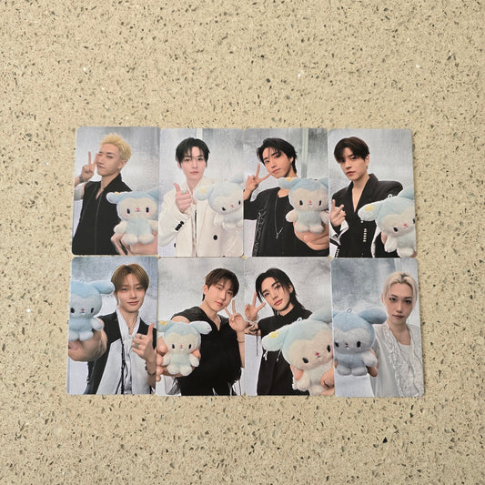 STRAY KIDS RUN IT OFFLINE POP-UP STORE PHOTOCARDS