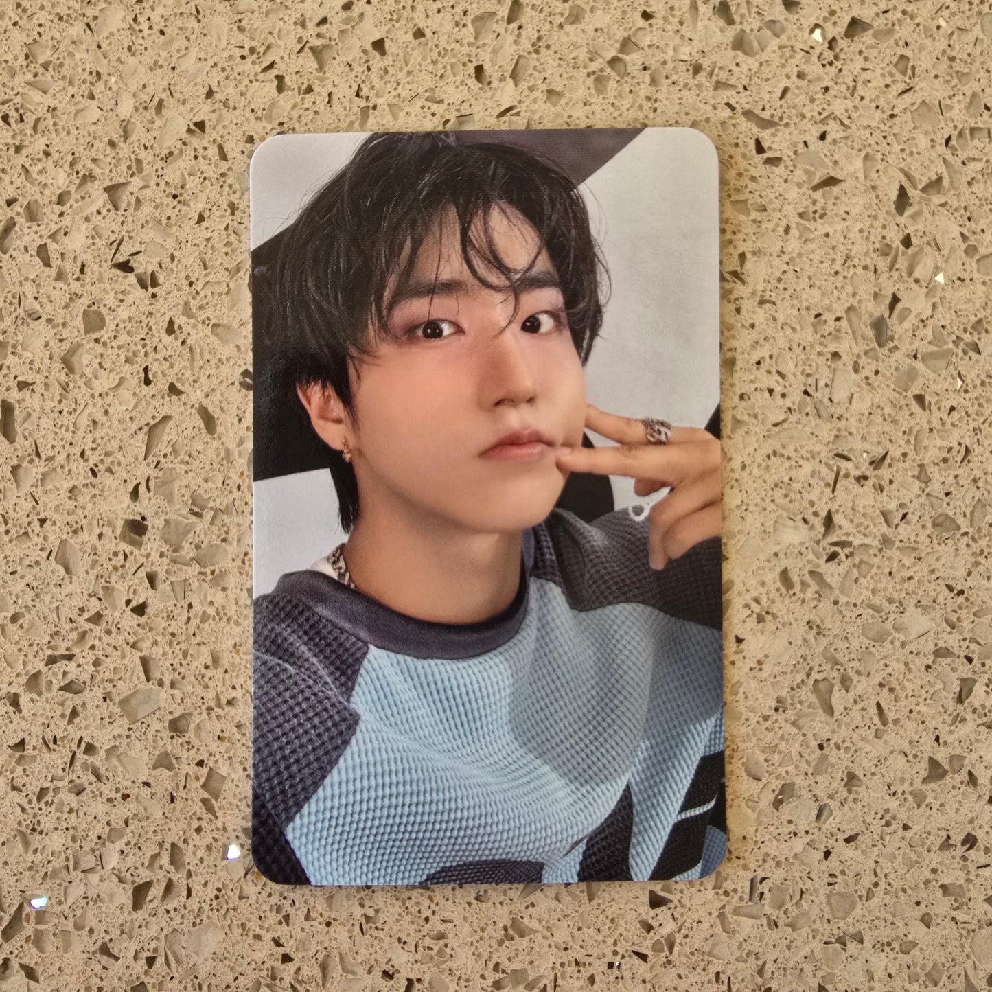 STRAY KIDS - DOMINATE : CELEBRATE WORLD TOUR REAL TOUCH QR PHOTOCARDS