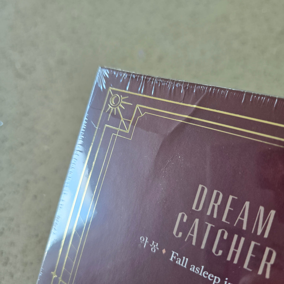 [DAMAGED] DREAMCATCHER - 악몽 (FALL ASLEEP IN THE MIRROR VER.)