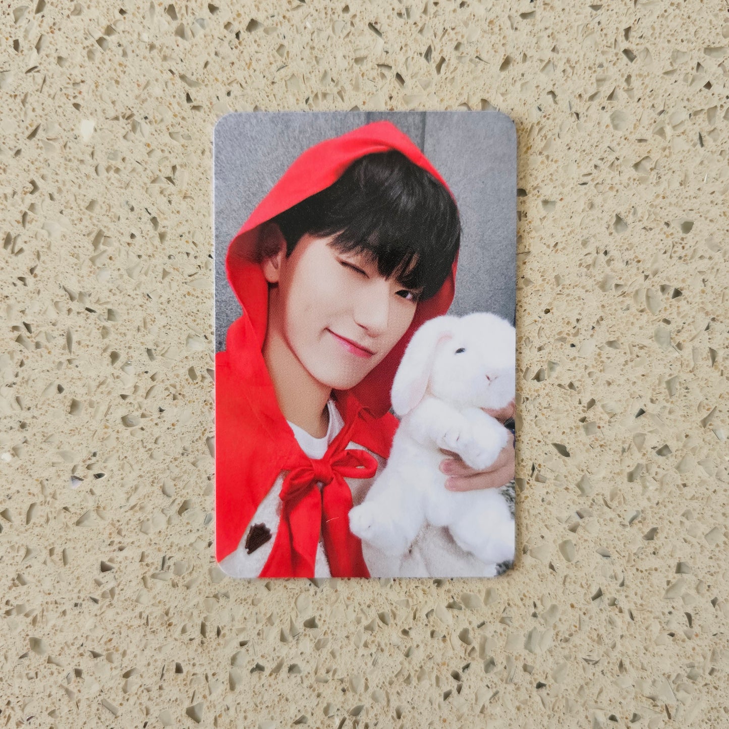 ATEEZ - GOLDEN HOUR MAKESTAR PHOTOCARDS (RED CAPE VER.)