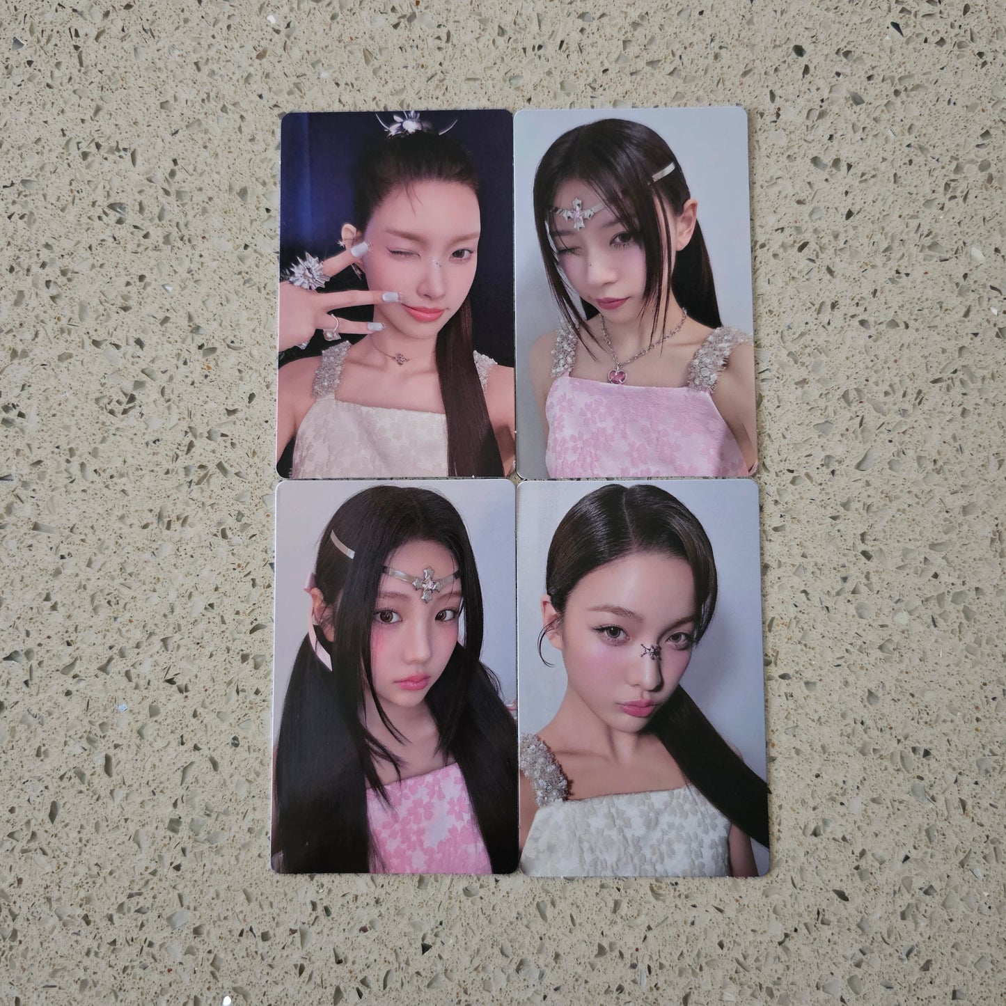 ILLIT - BOMB WEVERSE POB PHOTOCARDS