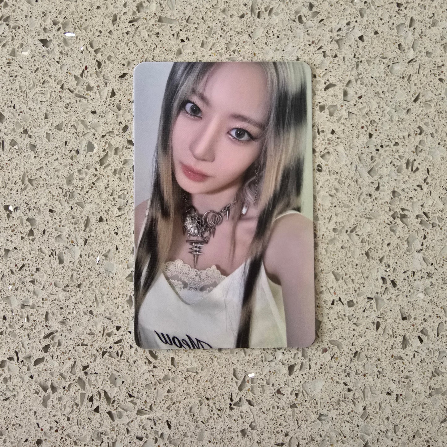 LE SSERAFIM - CRAZY MUSIC KOREA LUCKY DRAW PHOTOCARDS