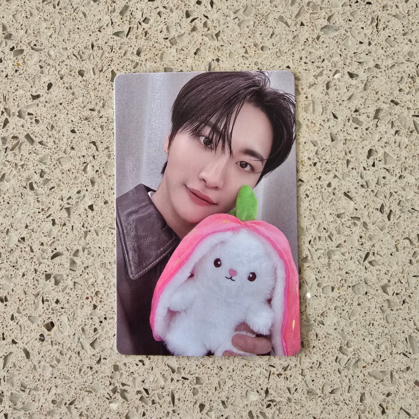 ATEEZ - GOLDEN HOUR: PART 4 TOKTOQ POB PHOTOCARDS (STRAWBERRY BUNNY VER.)