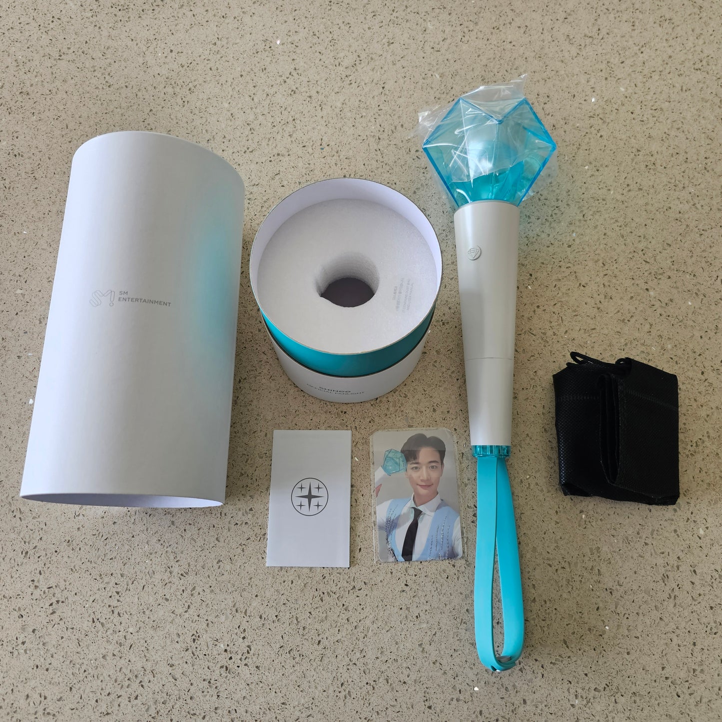 SHINEE OFFICIAL LIGHTSTICK *OPENED - MINHO PHOTOCARD*