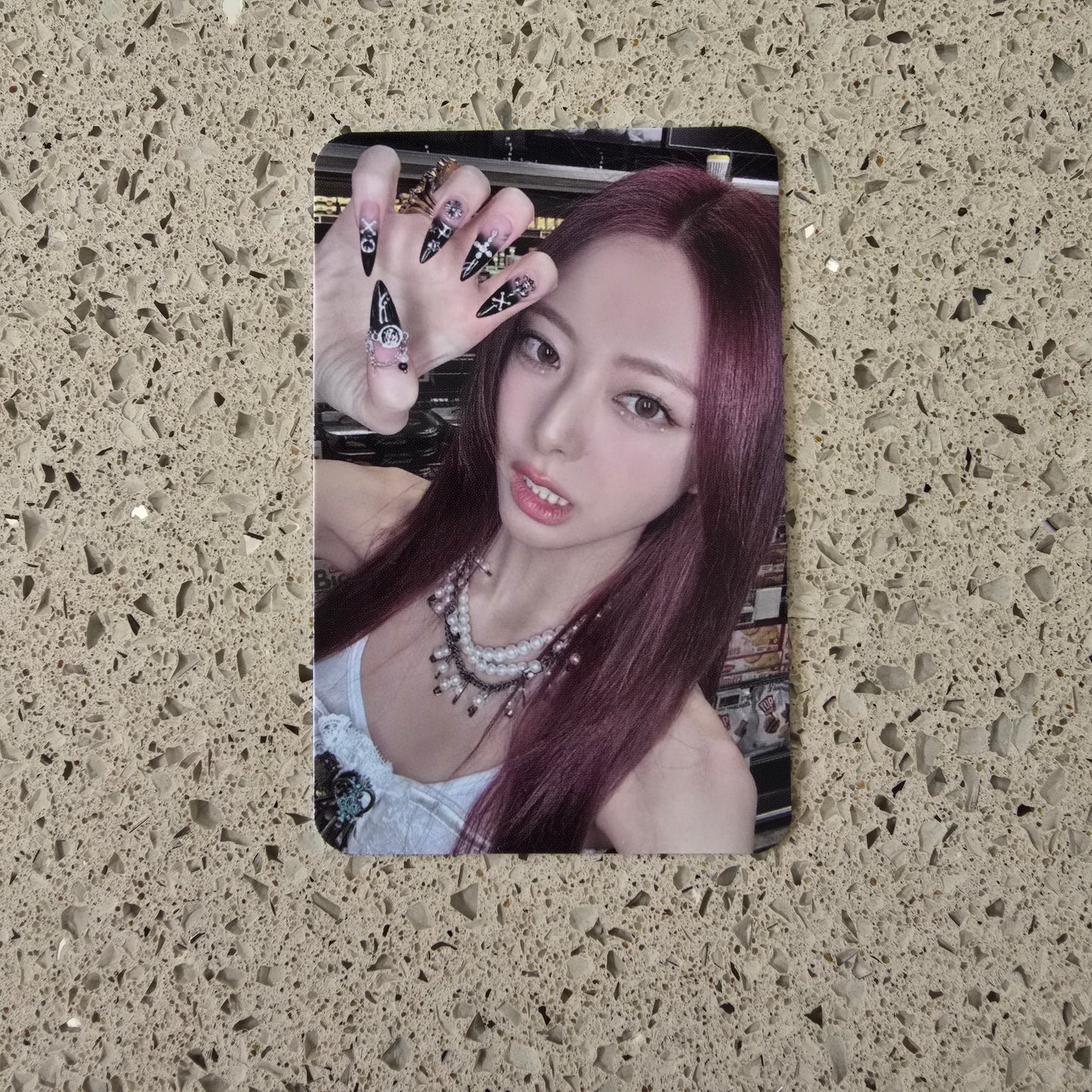 ITZY - TUNNEL VISION MUSIC KOREA POB PHOTOCARDS
