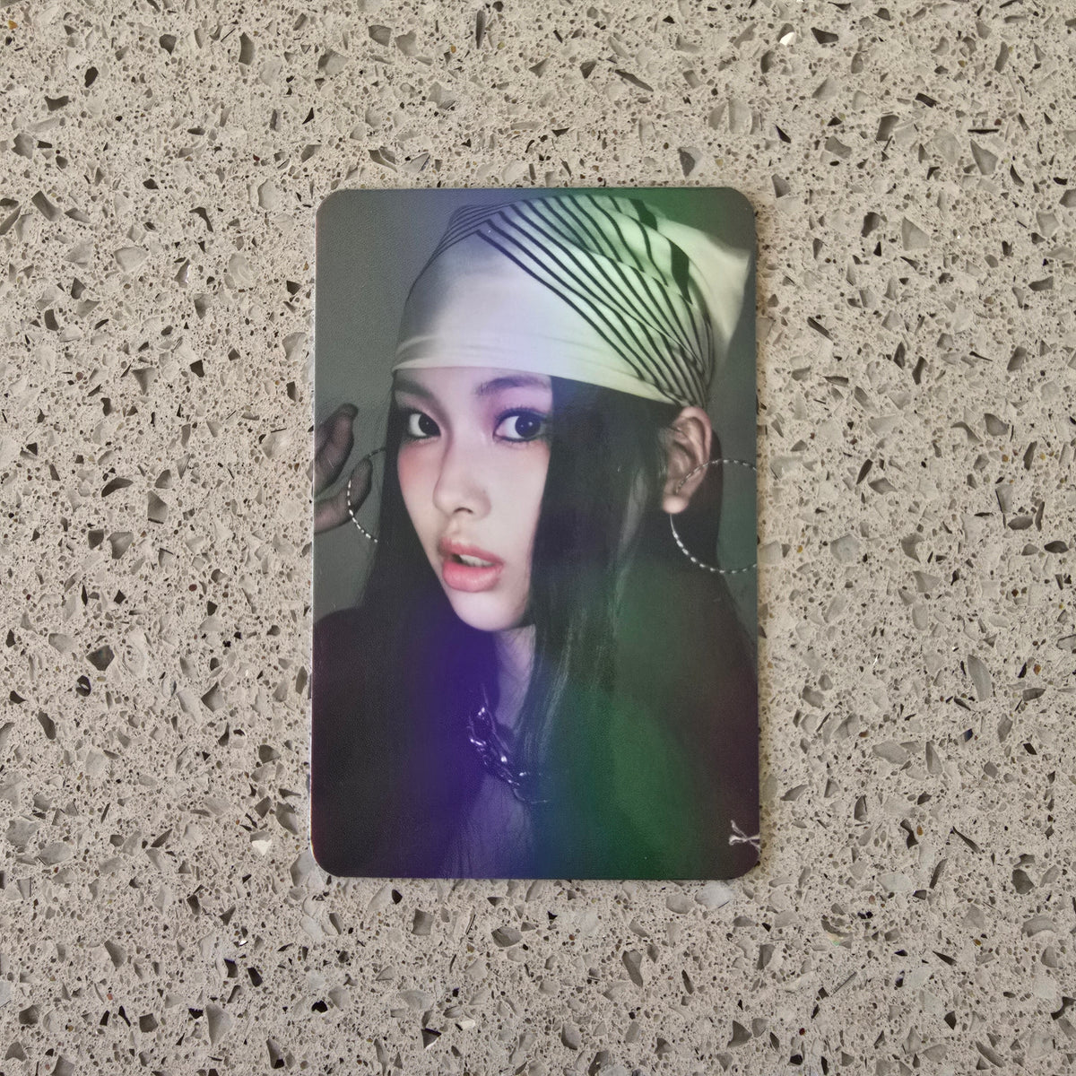 NEWJEANS - HOW SWEET ALADIN HOLOGRAPHIC PHOTOCARDS