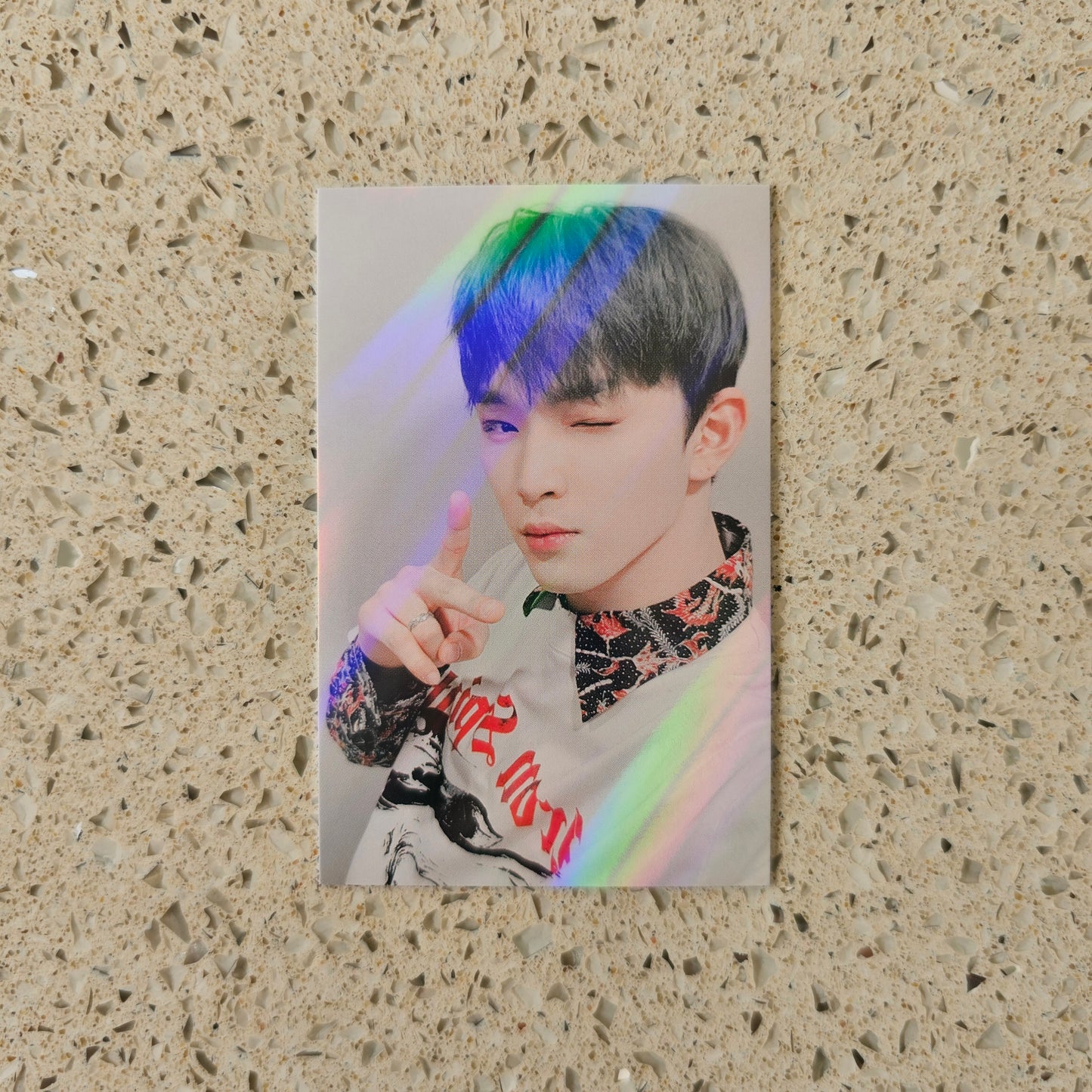 ONEUS - BINARY CODE MAKESTAR POB HOLOGRAPHIC PHOTOCARDS