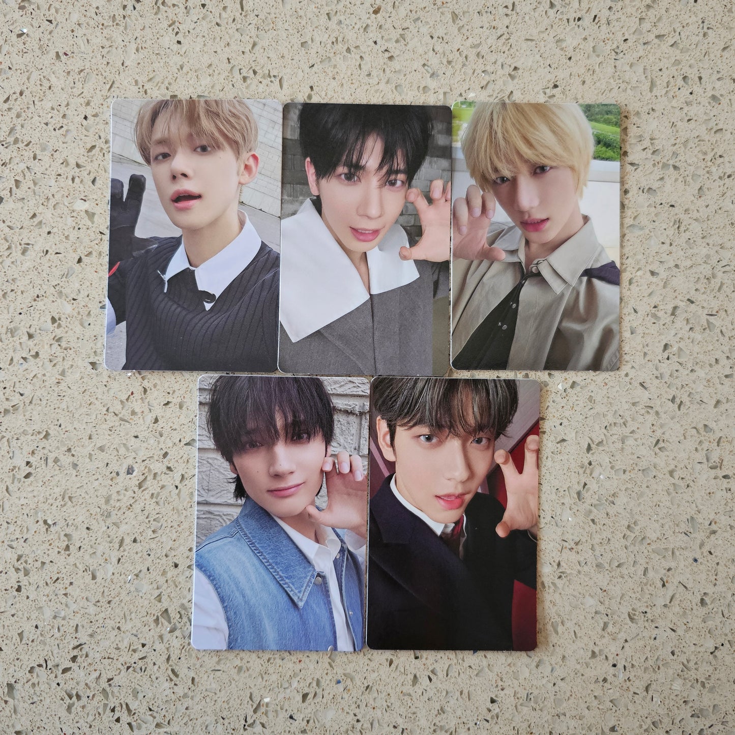 TXT - SANCTUARY WEVERSE POB PHOTOCARDS (PHOTOBOOK VER.)