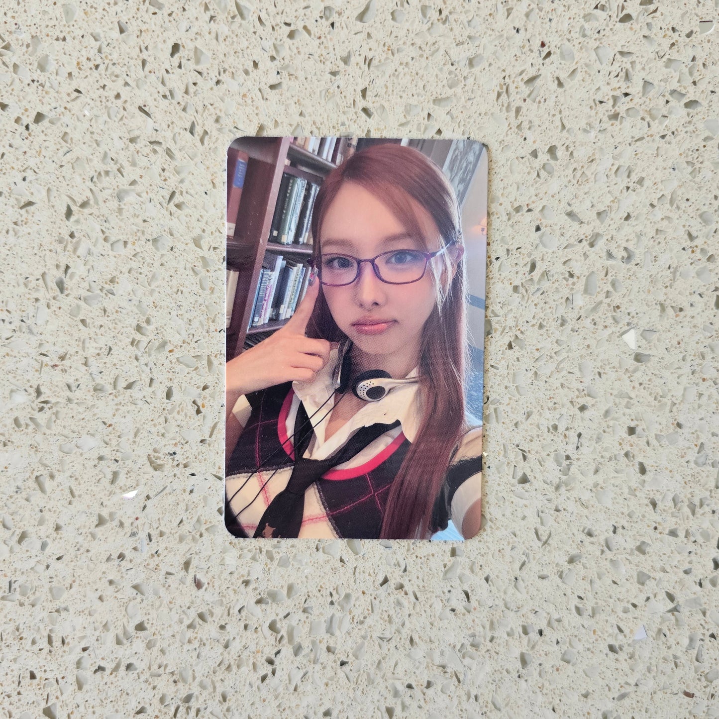 NAYEON - NA MUSIC KOREA POB PHOTOCARDS