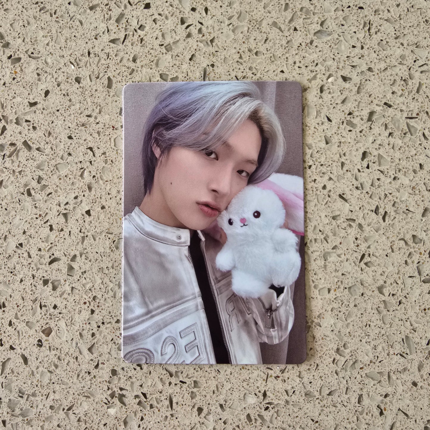 ATEEZ - GOLDEN HOUR: PART 4 TOKTOQ POB PHOTOCARDS (STRAWBERRY BUNNY VER.)