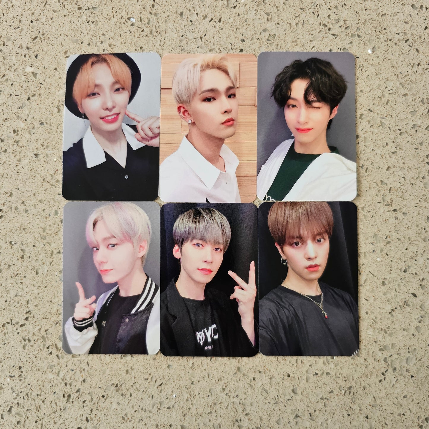 ONEUS - LIVED MAKESTAR LUCKY DRAW PHOTOCARDS