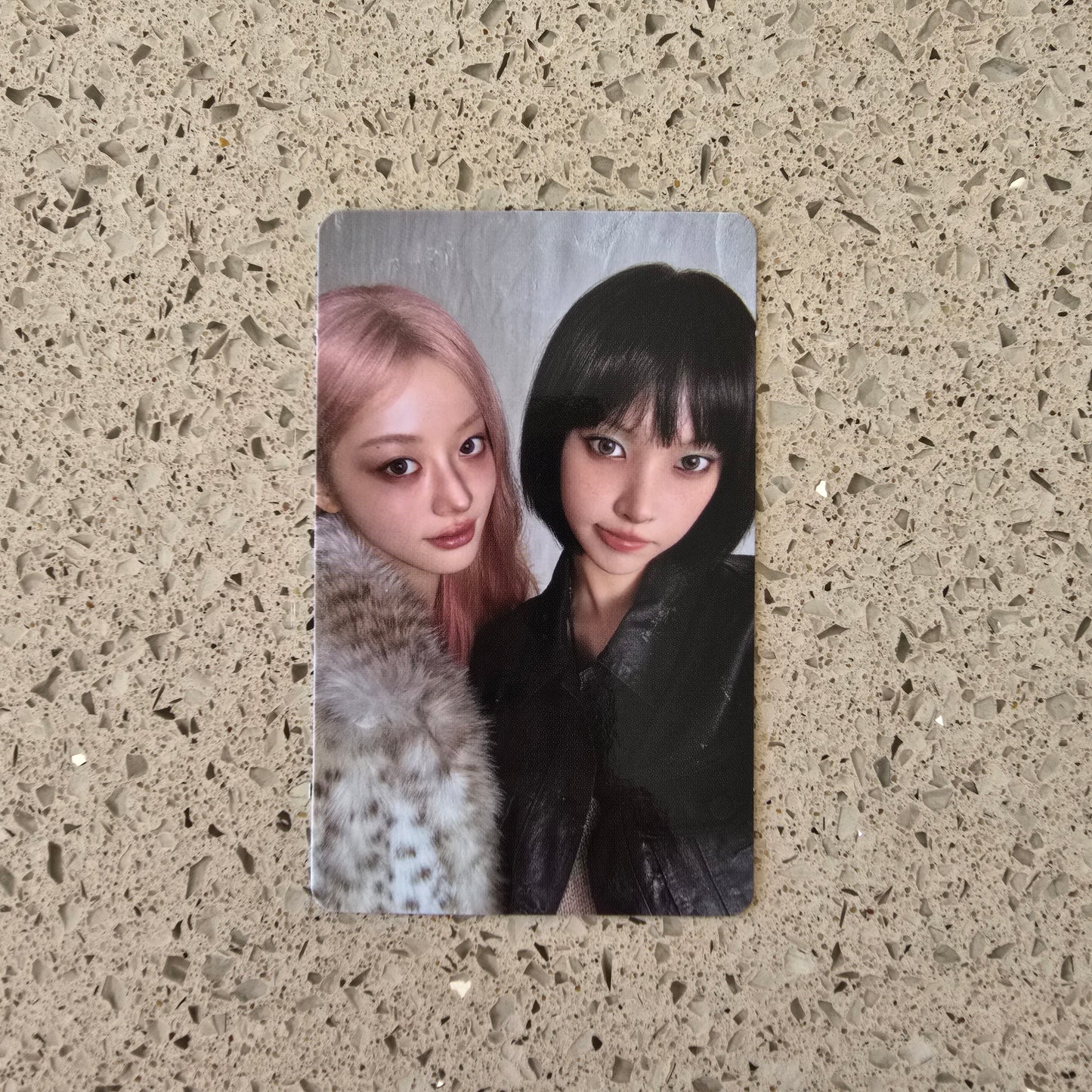 ILLIT - MAMIHLAPINATAPAI WEVERSE POB PHOTOCARDS (UNIT VER.)