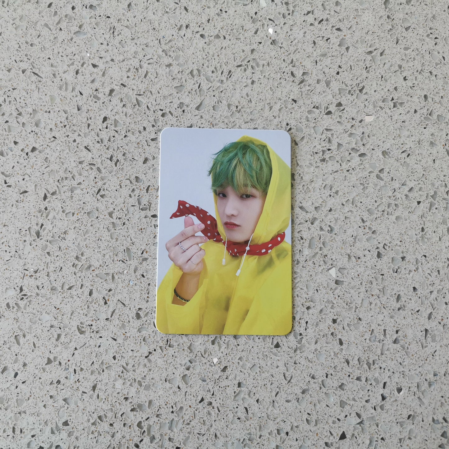 XIKERS - HOUSE OF TRICKY: HOW TO PLAY MAKESTAR PHOTOCARDS (RAINCOAT VER.)