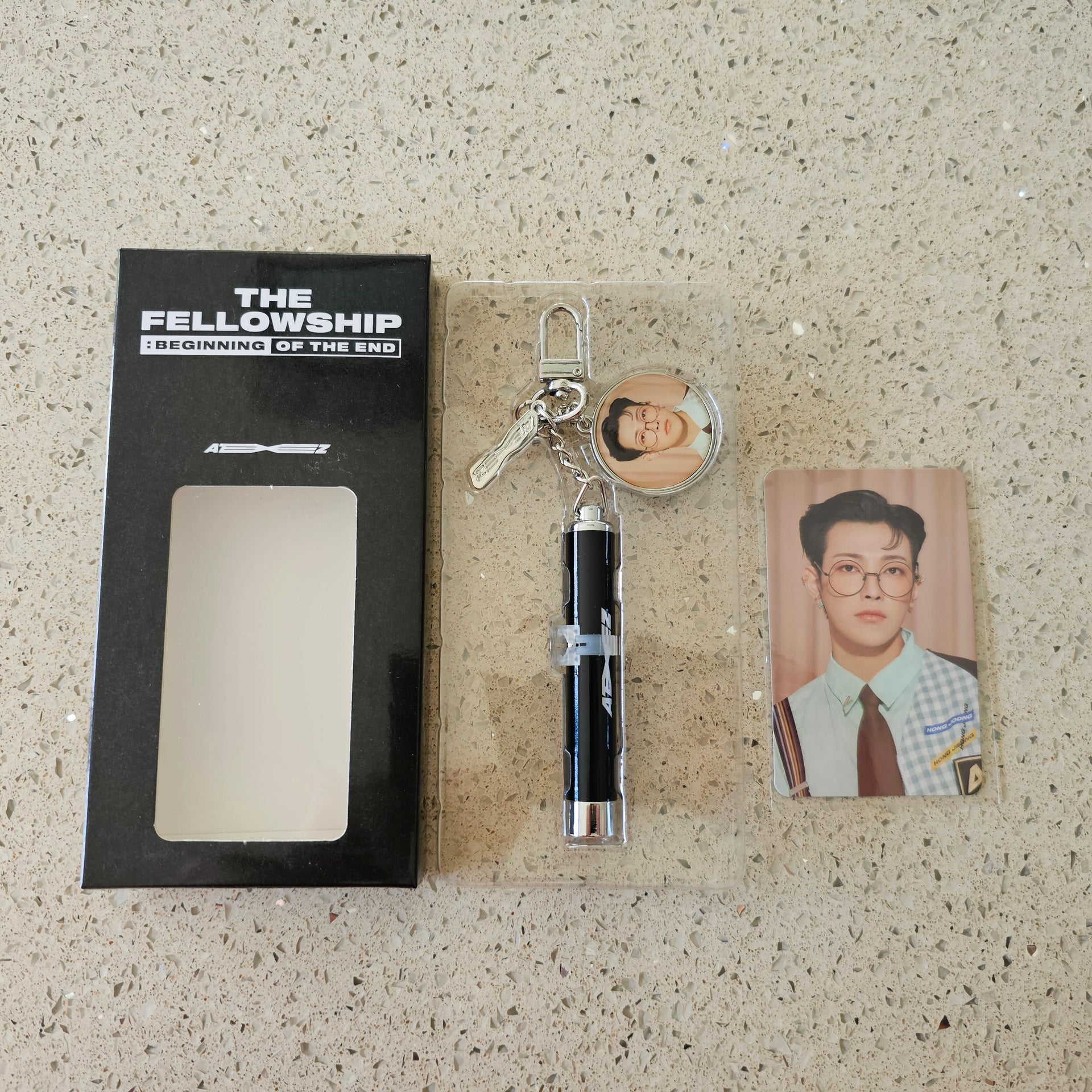 ATEEZ PROJECTION KEYRING PHOTOCARD (HONGJOONG – Yes Idol
