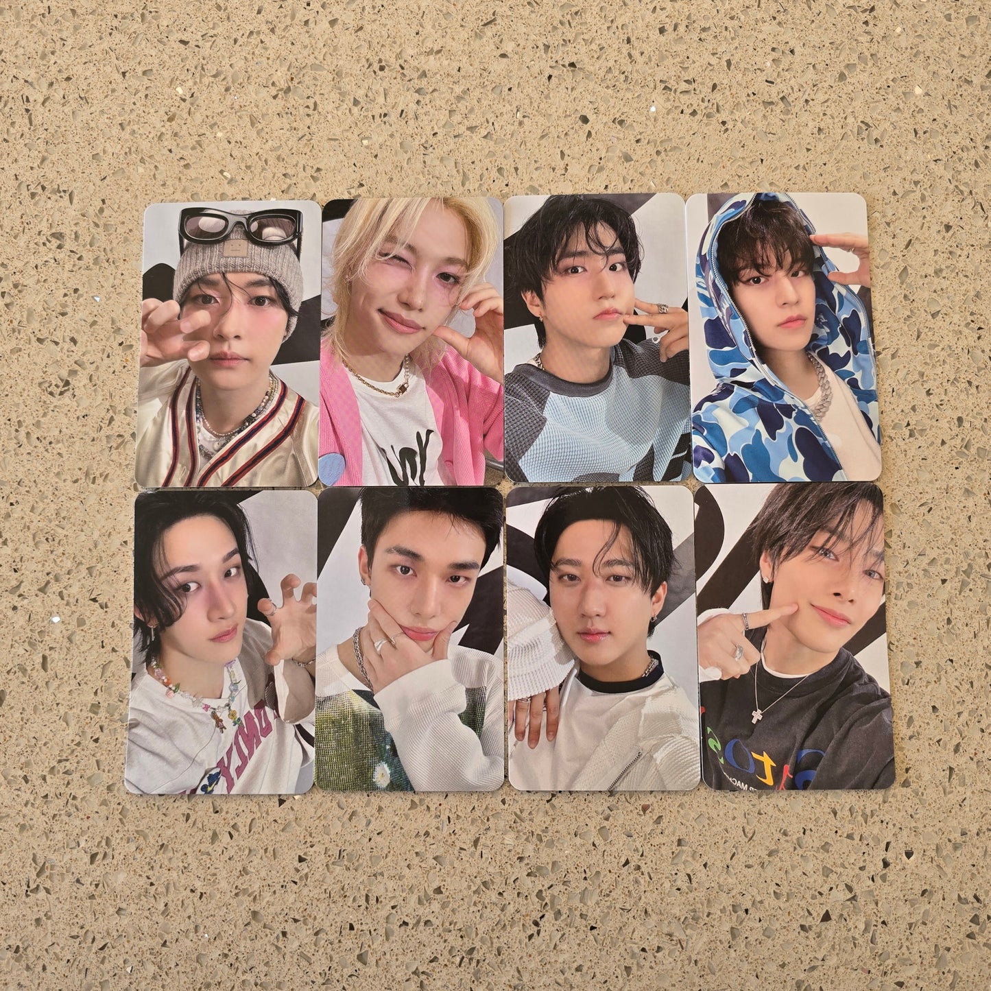 STRAY KIDS - DOMINATE : CELEBRATE WORLD TOUR REAL TOUCH QR PHOTOCARDS