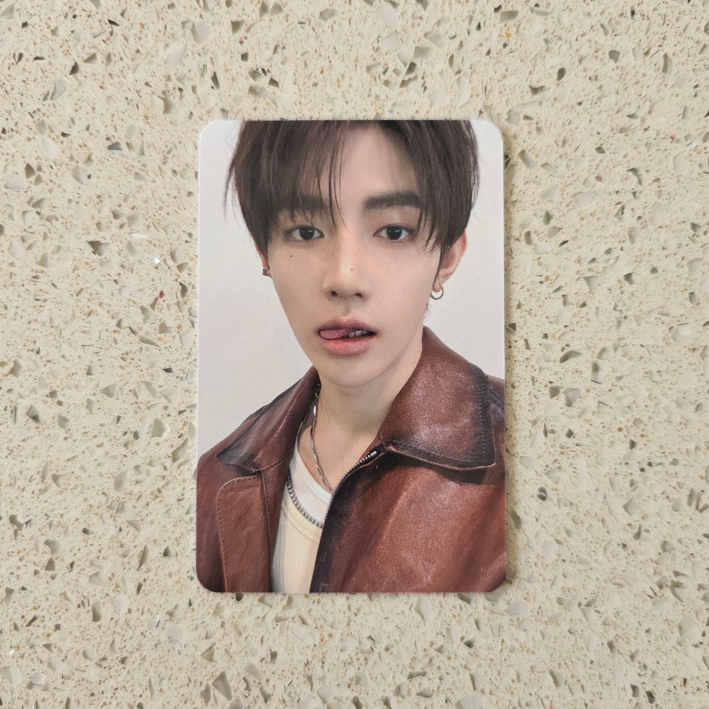 ZEROBASEONE - NEVER SAY NEVER MUSICPLANT POB PHOTOCARDS (PHOTOBOOK VER.)