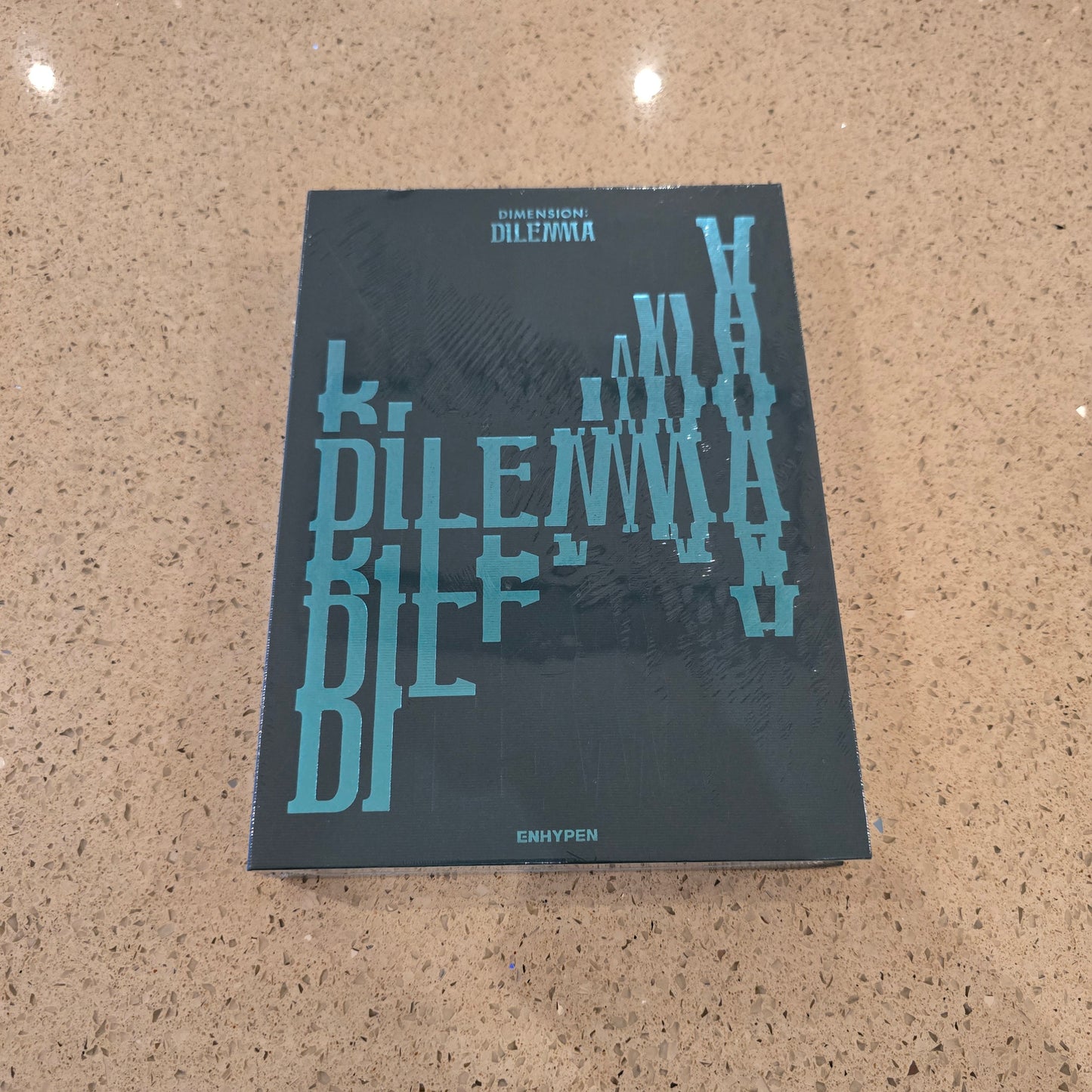 [DAMAGED] ENHYPEN - DIMENSION: DILEMMA (CHARYBDIS VER. BLUE)