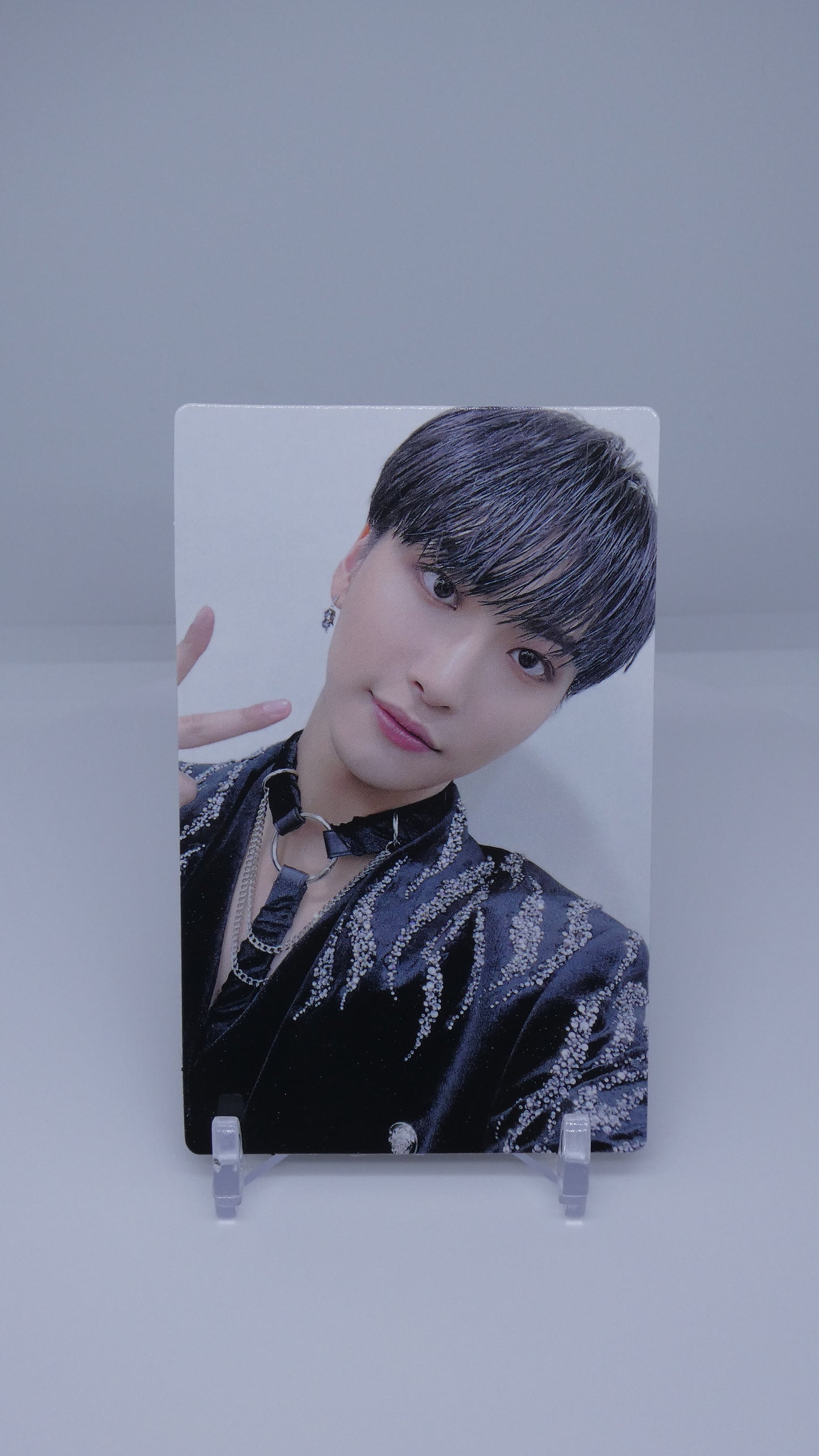 ATEEZ - 2022 WORLD TOUR THE FELLOWSHIP : BEGINNING OF THE END SEOUL (DVD VER.) - PICK YOUR PHOTOCARD